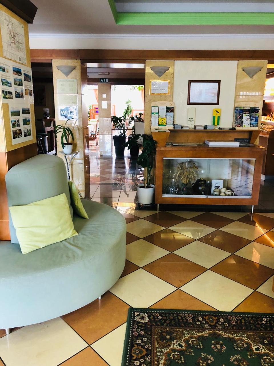 Grandvid Hotel Škofljica Exterior foto